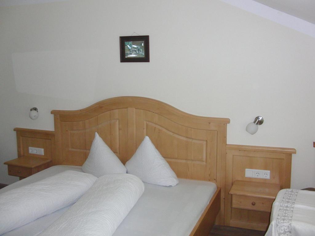 פוגן Gaestehaus Loithaler חדר תמונה